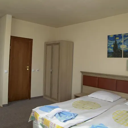 Гостевой дом Bay Равда